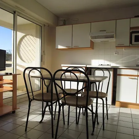 Studio Calme Avec Parking Aux Sables-d'olonne, Proche Commerces Et Animations - Fr-1-197-252 * Les Sables-dʼOlonne