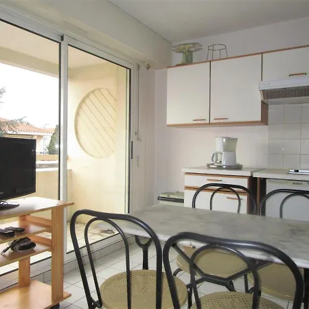 Studio Calme Avec Parking Aux Sables-d'olonne, Proche Commerces Et Animations - Fr-1-197-252 Les Sables-dʼOlonne